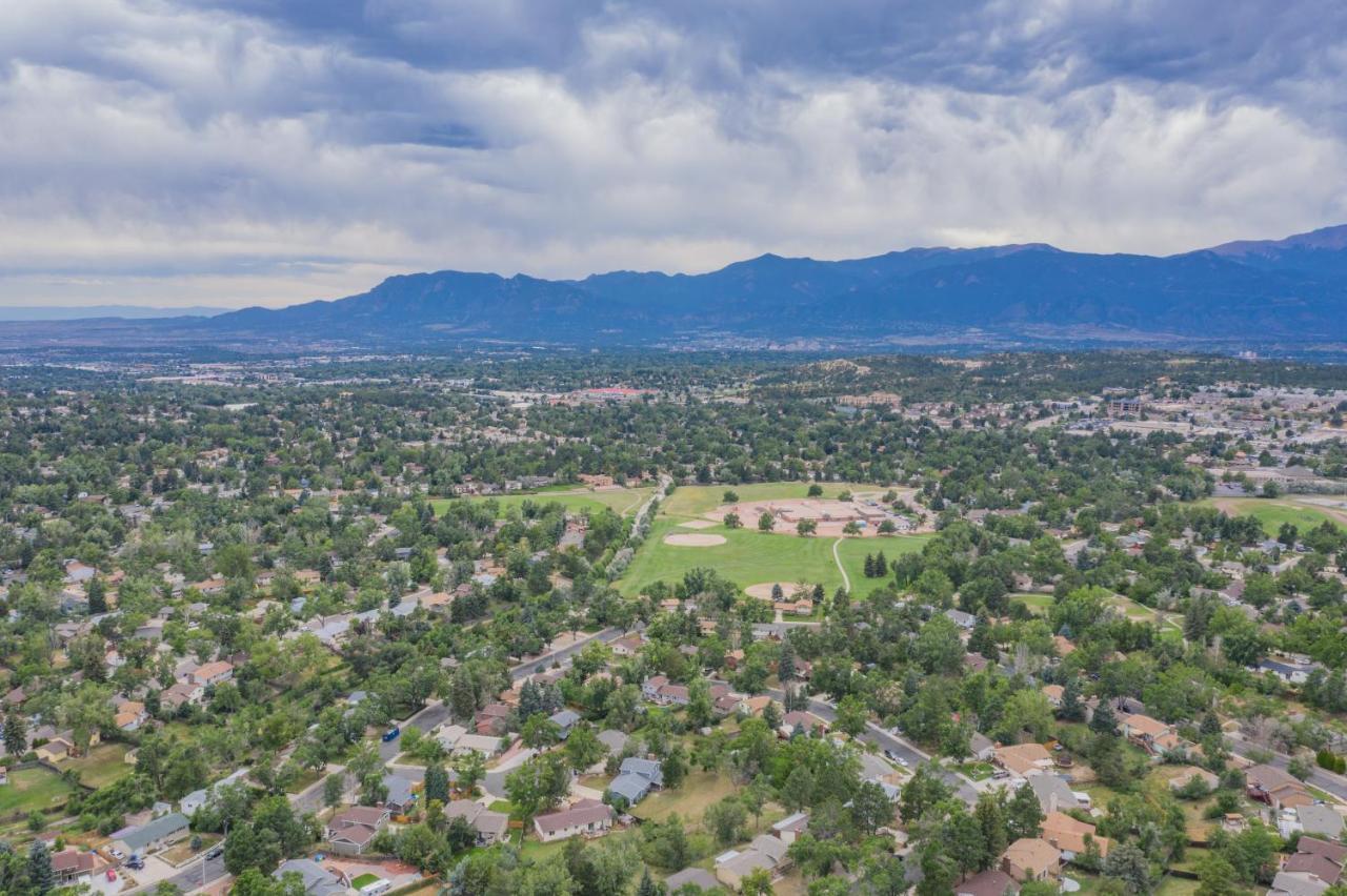 Wonderful Spacious 5Br Colorado Springs Houseヴィラ エクステリア 写真